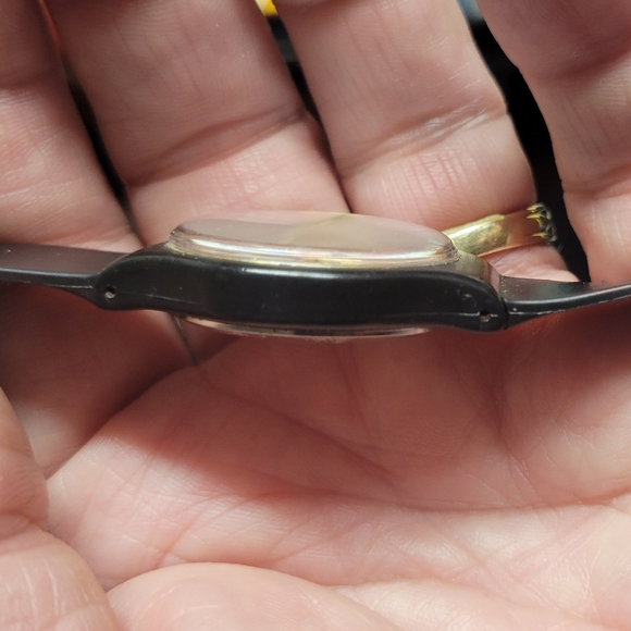 Vintage Bulova NHL New York Islandsers hockey team watch - Picture 2 of 5